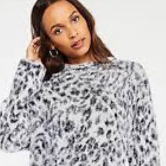 Ann Taylor Fuzzy Leopard Print Sweater 